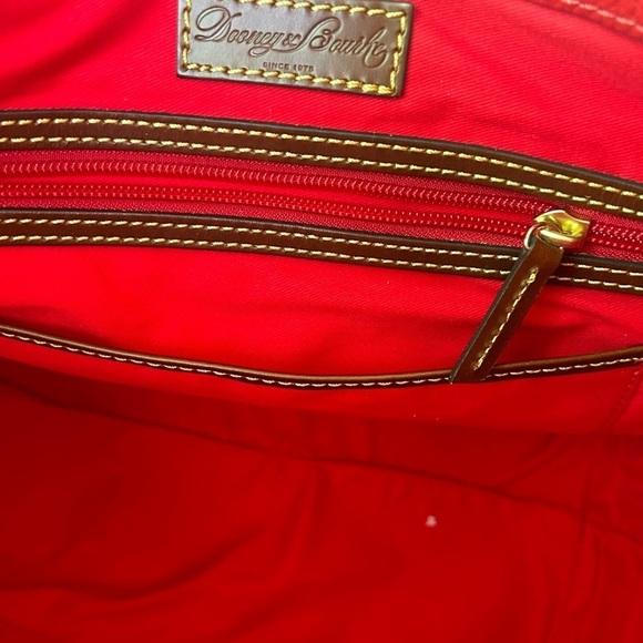 Dooney & Bourke NWT Red Pebble Leather Large Tote - Picture 6 of 13